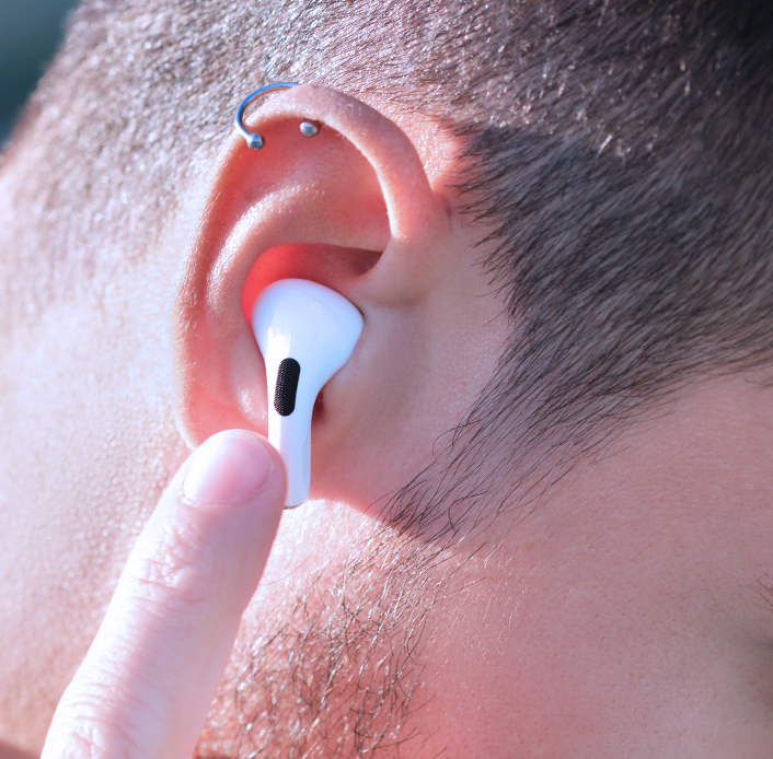 Weiße kabellose Over-Ear-Kopfhörer